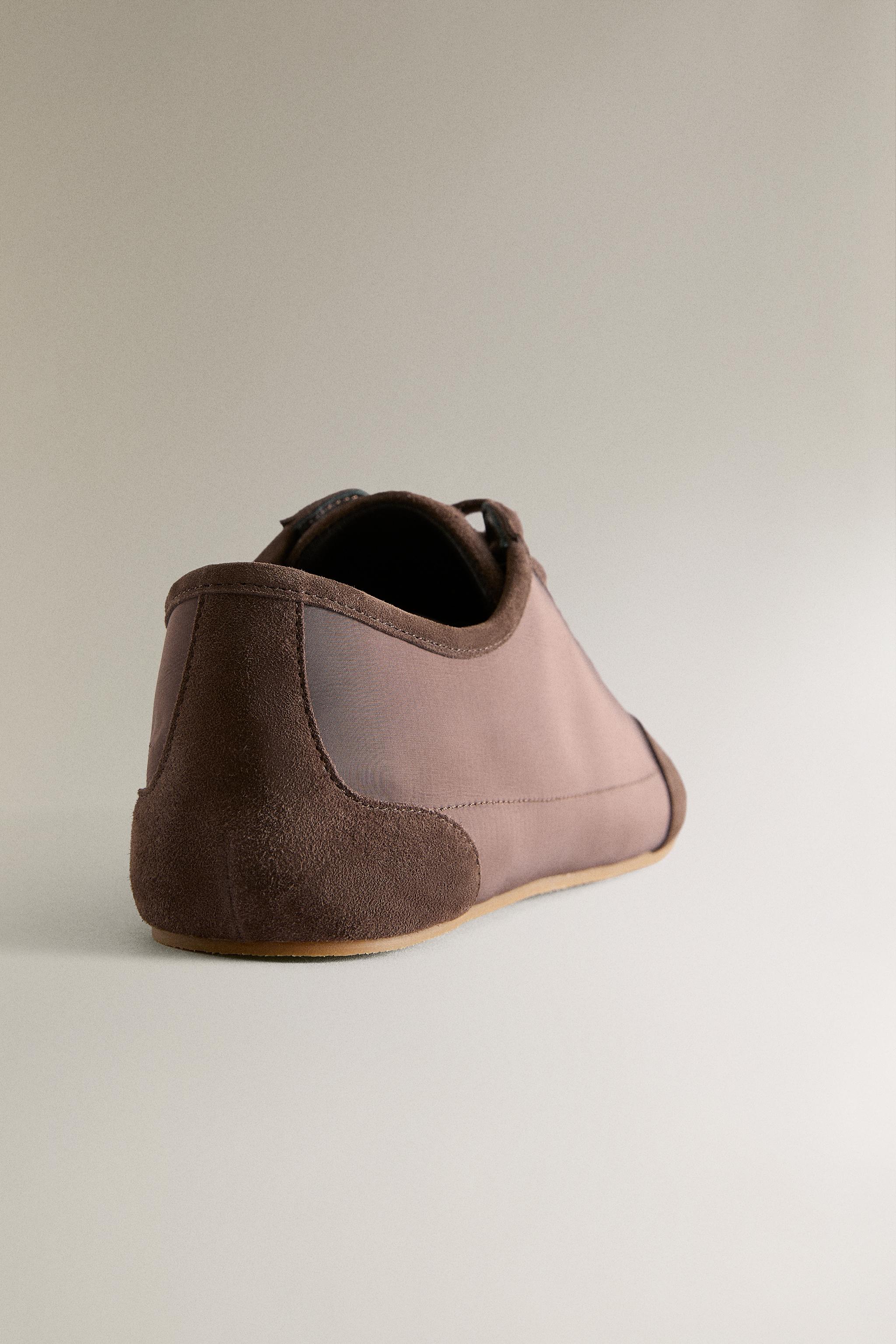 TENNIS EN CUIR